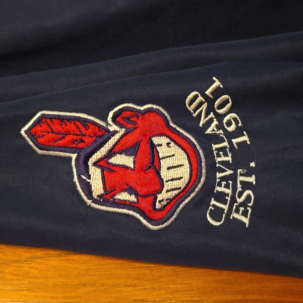 Vintage Cleveland Indians Pullover/Jacket from the 90s - Picture 7 of 10